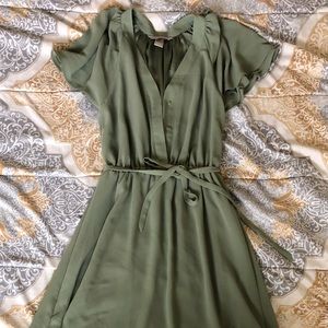 Green H&M blouse